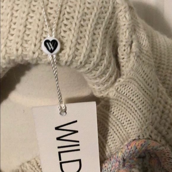 NWT WILDFOX SWEATER L - Picture 7 of 13